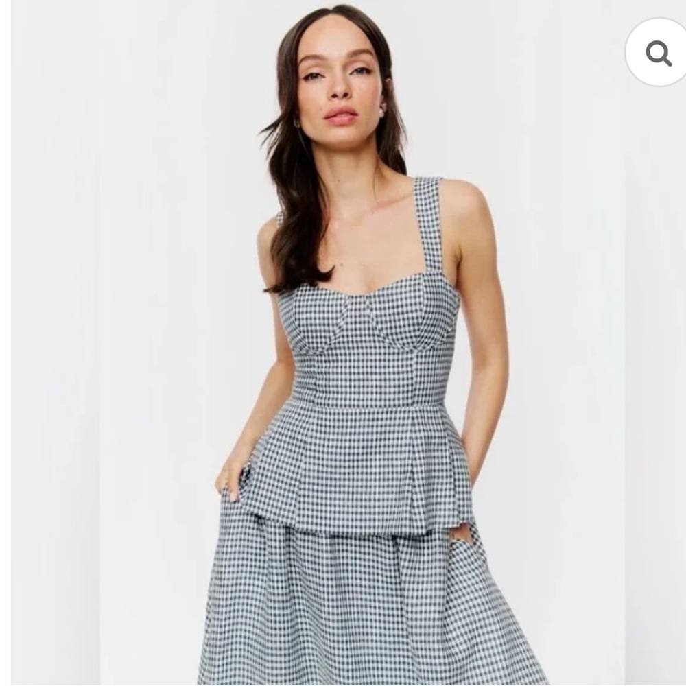 reformation Misty Linen Set - Picture 3 of 9